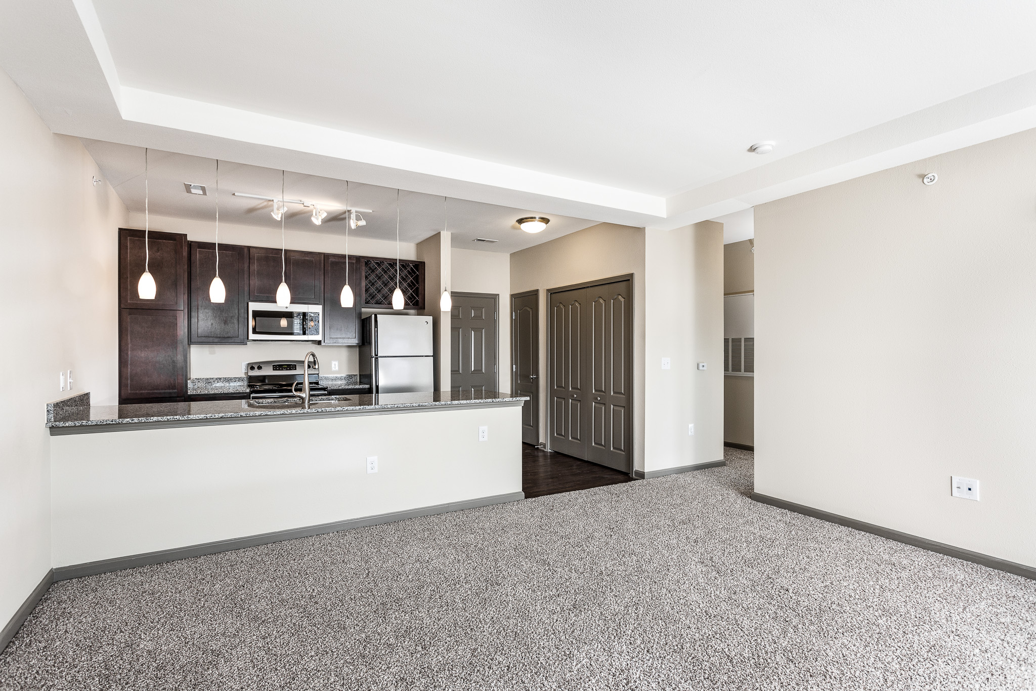 Bella Vista Apartments 27 of 57