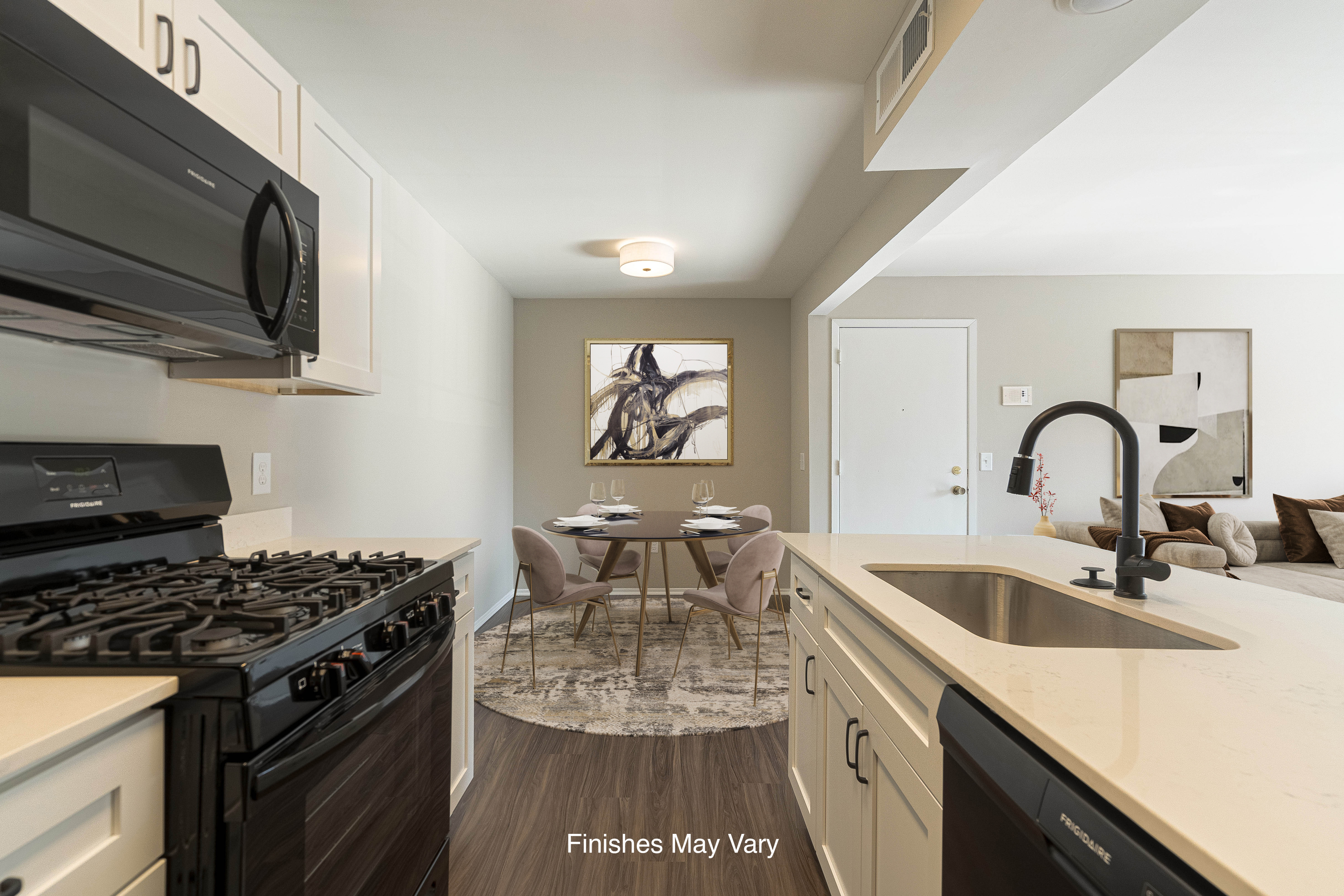 Bristol Square and Golden Gate Apartments 4 of 12