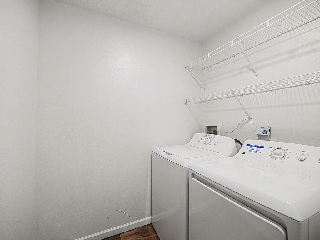Laundry room at Brentwood Park Apartments (3 of 3)