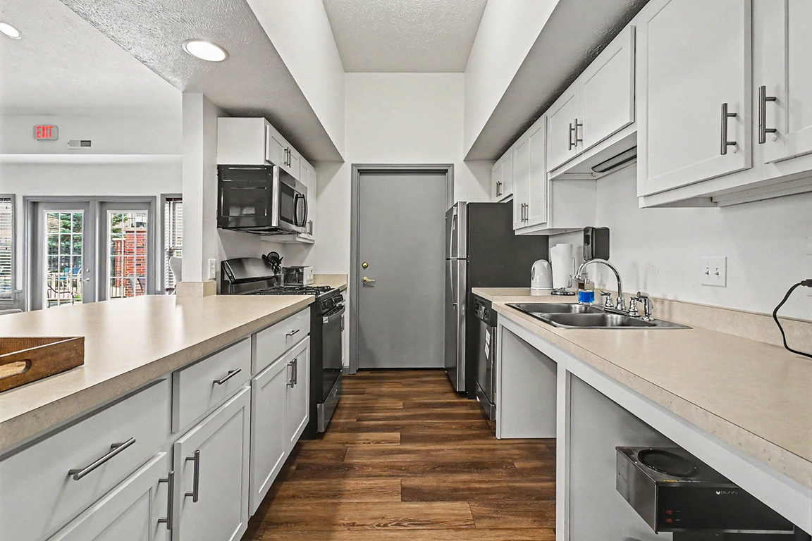 Brentwood Park Apartments 50 of 62