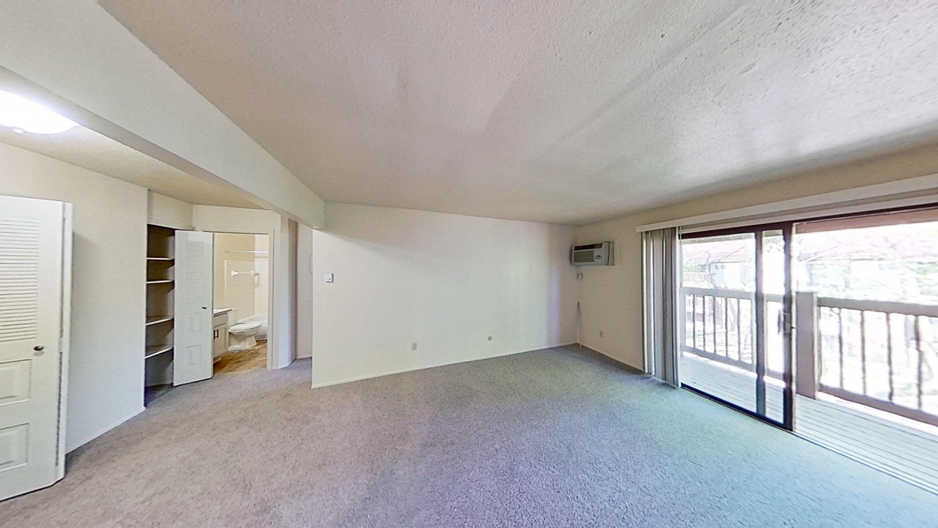 Briarwood Apartments 4 of 12