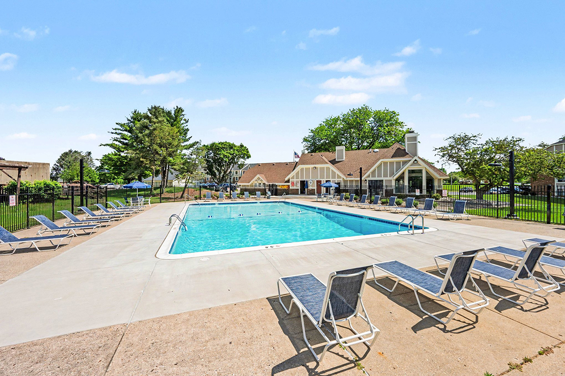 Pool at Brookside Apartments (3 of 4)