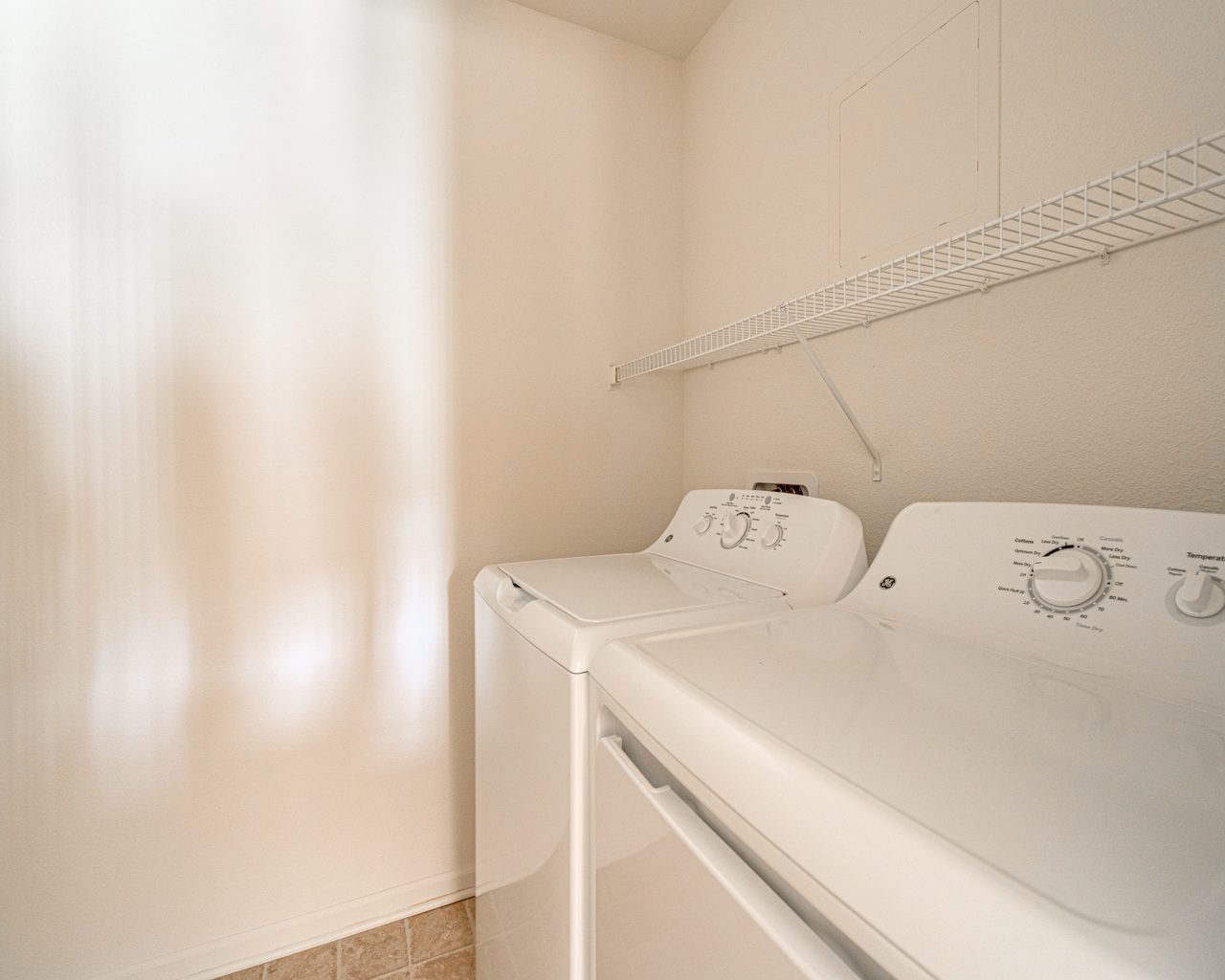 Laundry room at The Harbours Apartments (1 of 3)