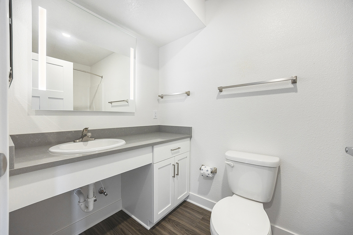 Byron Lakes Apartments 25 of 91