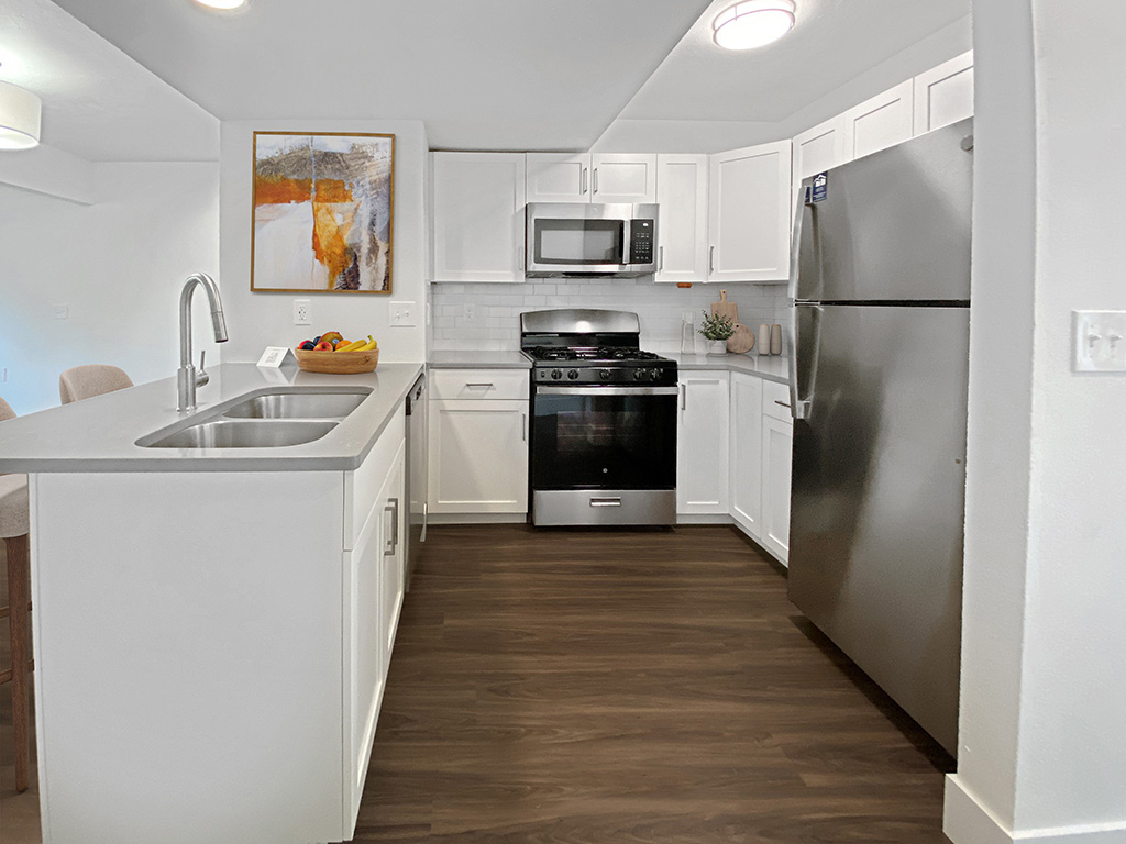 Byron Lakes Apartments 6 of 12