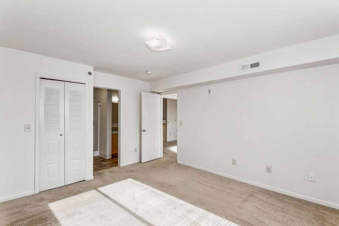Colonial Pointe at Fairview Apartments 25 of 41