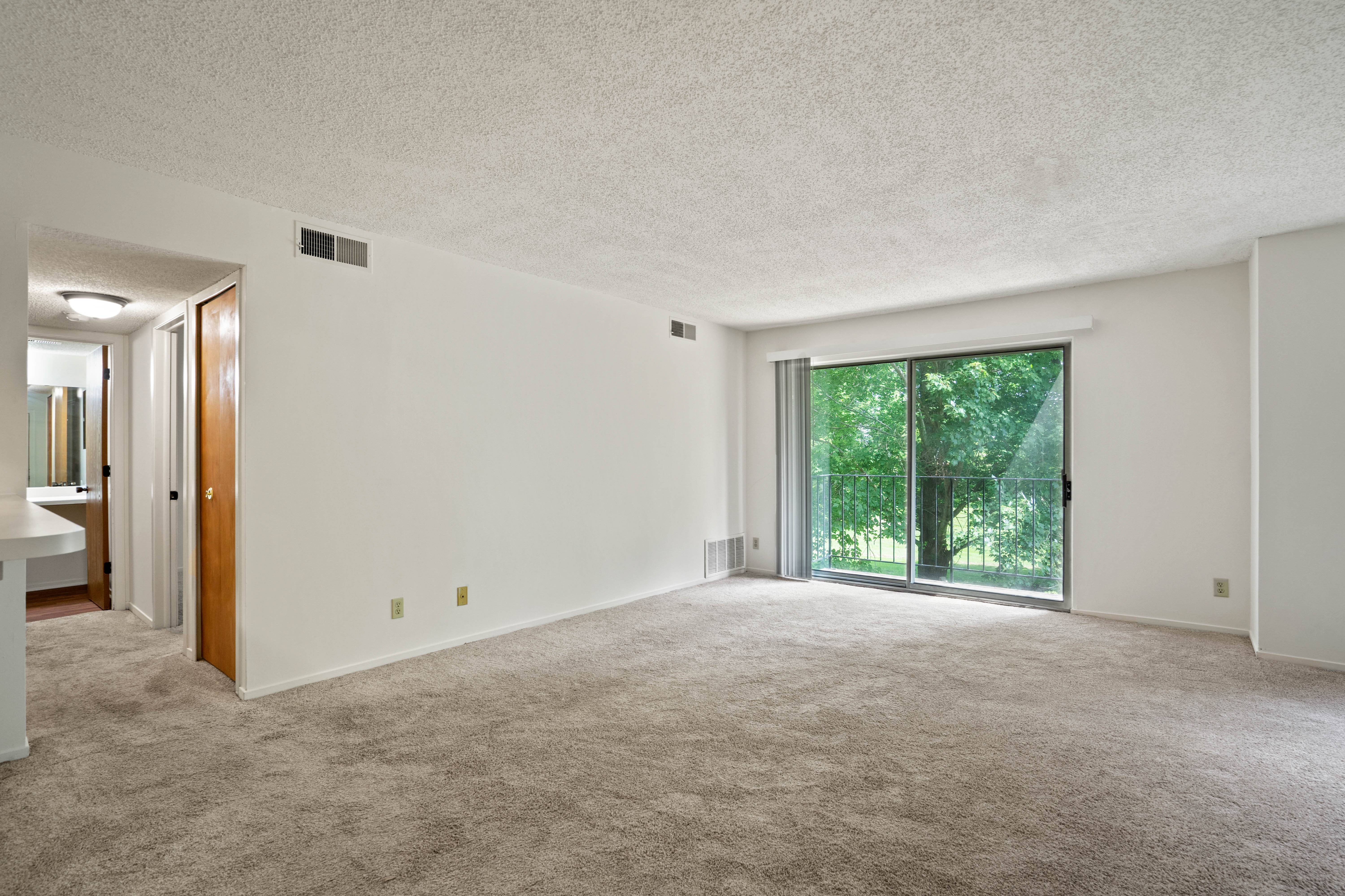 Beacon Hill and Great Oaks Apartments 11 of 12
