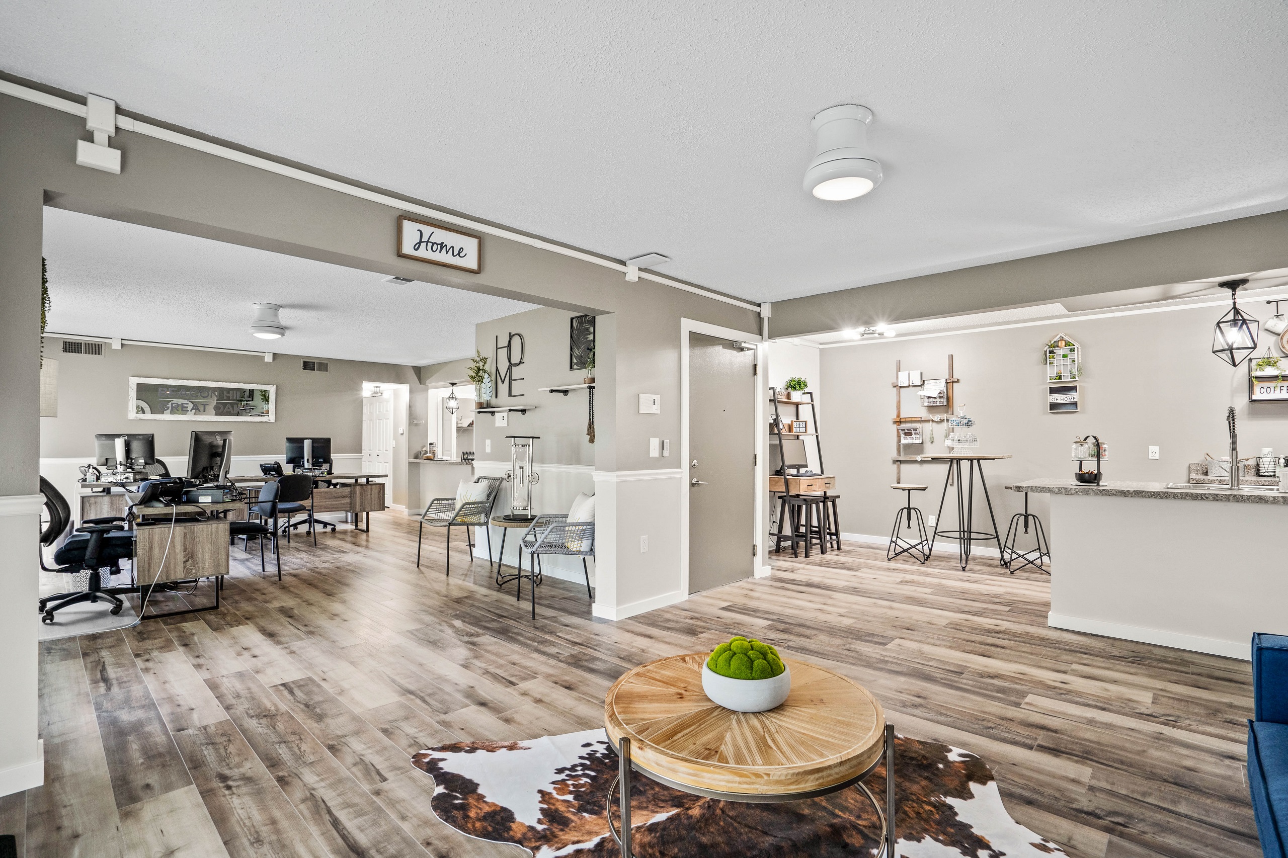 Beacon Hill and Great Oaks Apartments 26 of 29