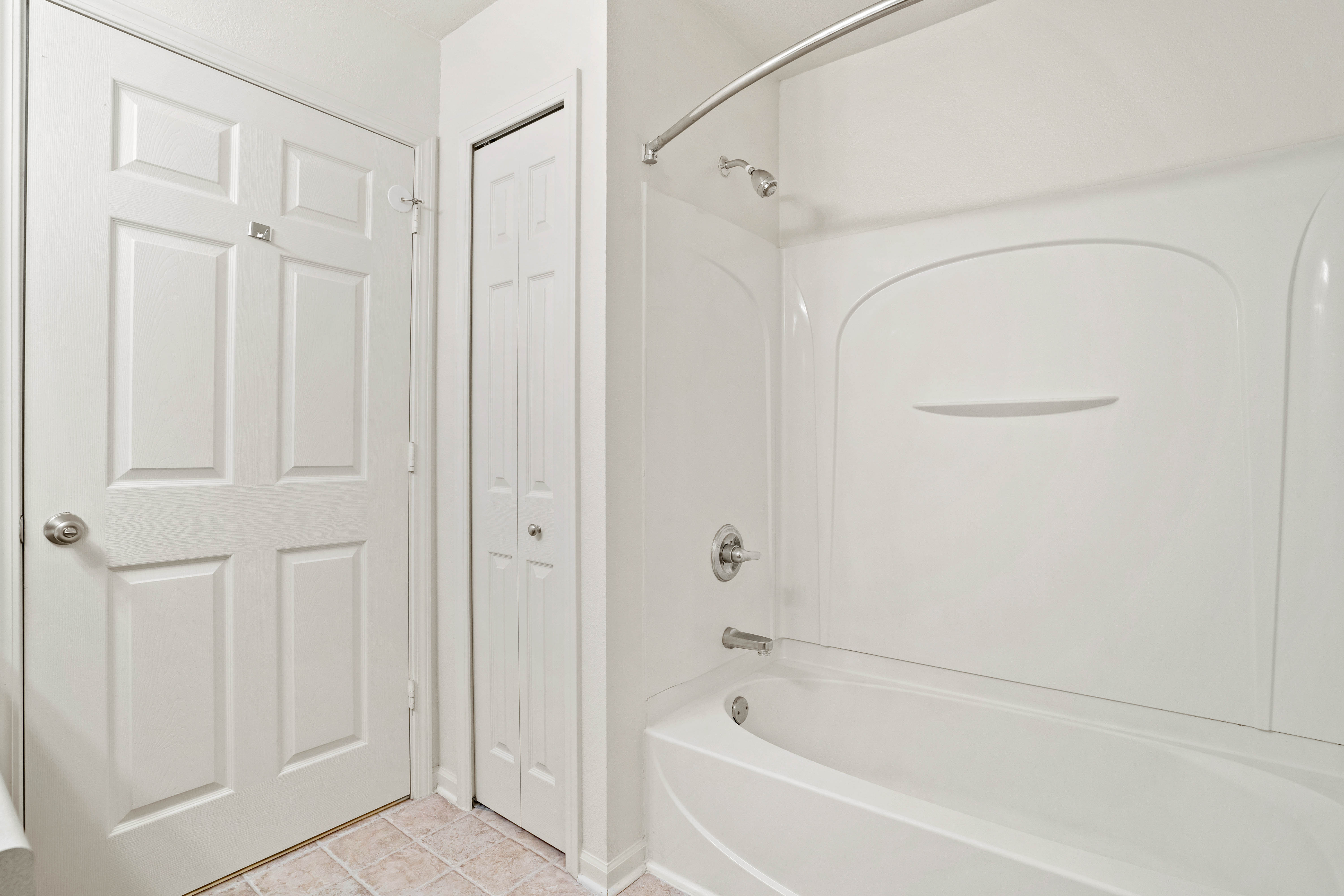 Towne Lakes Apartments 10 of 12