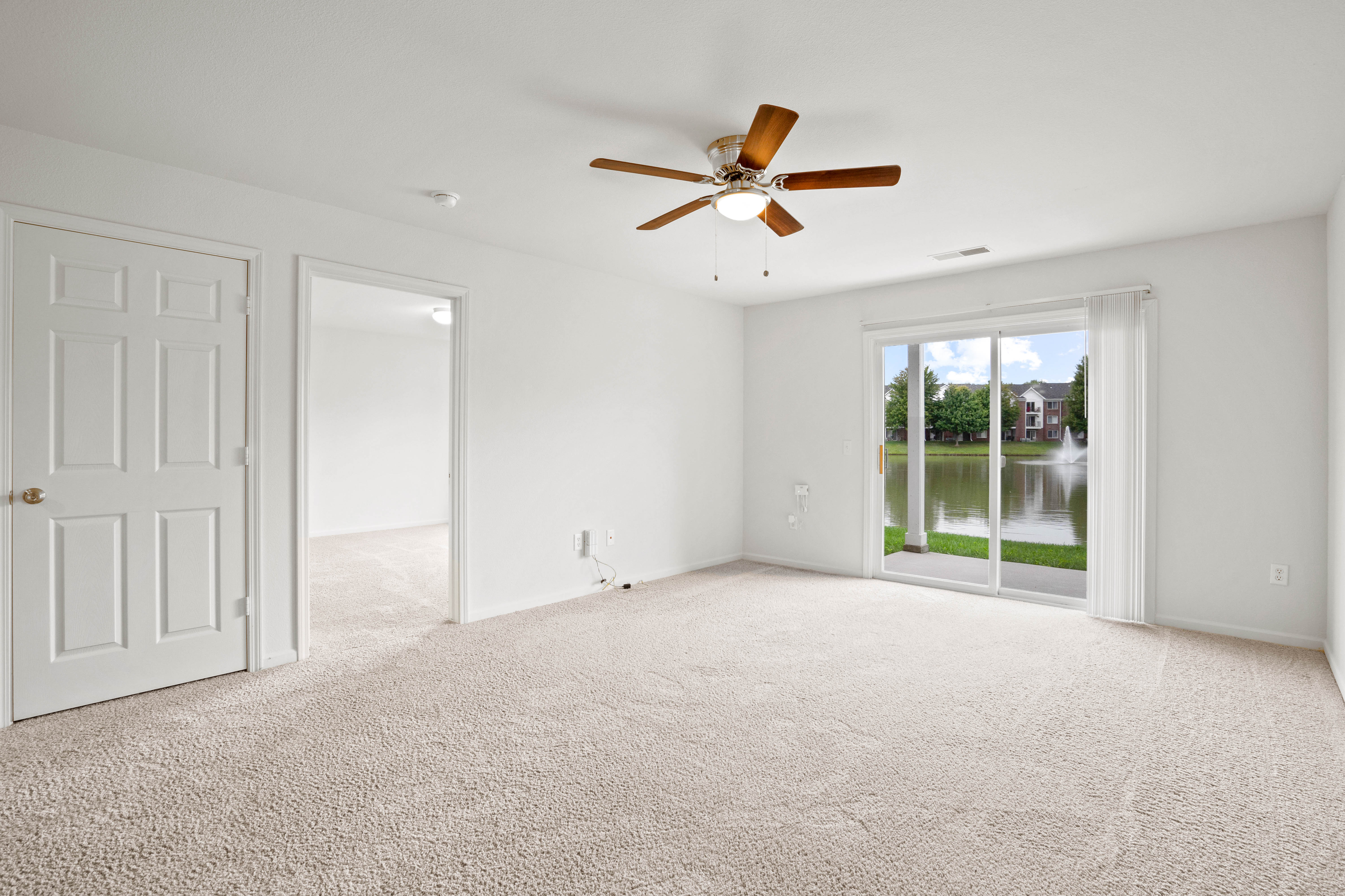 Towne Lakes Apartments 3 of 12