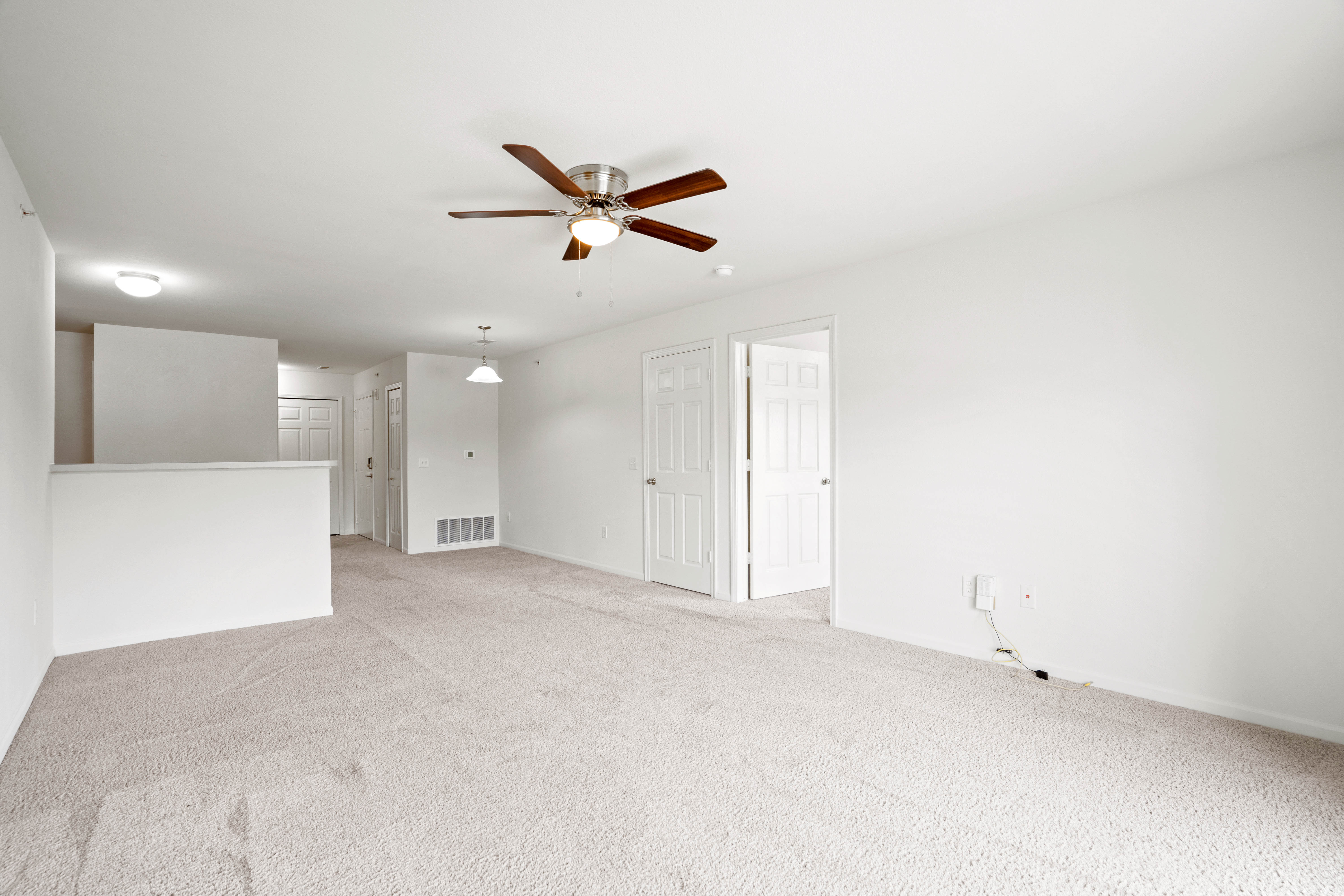 Towne Lakes Apartments 4 of 12