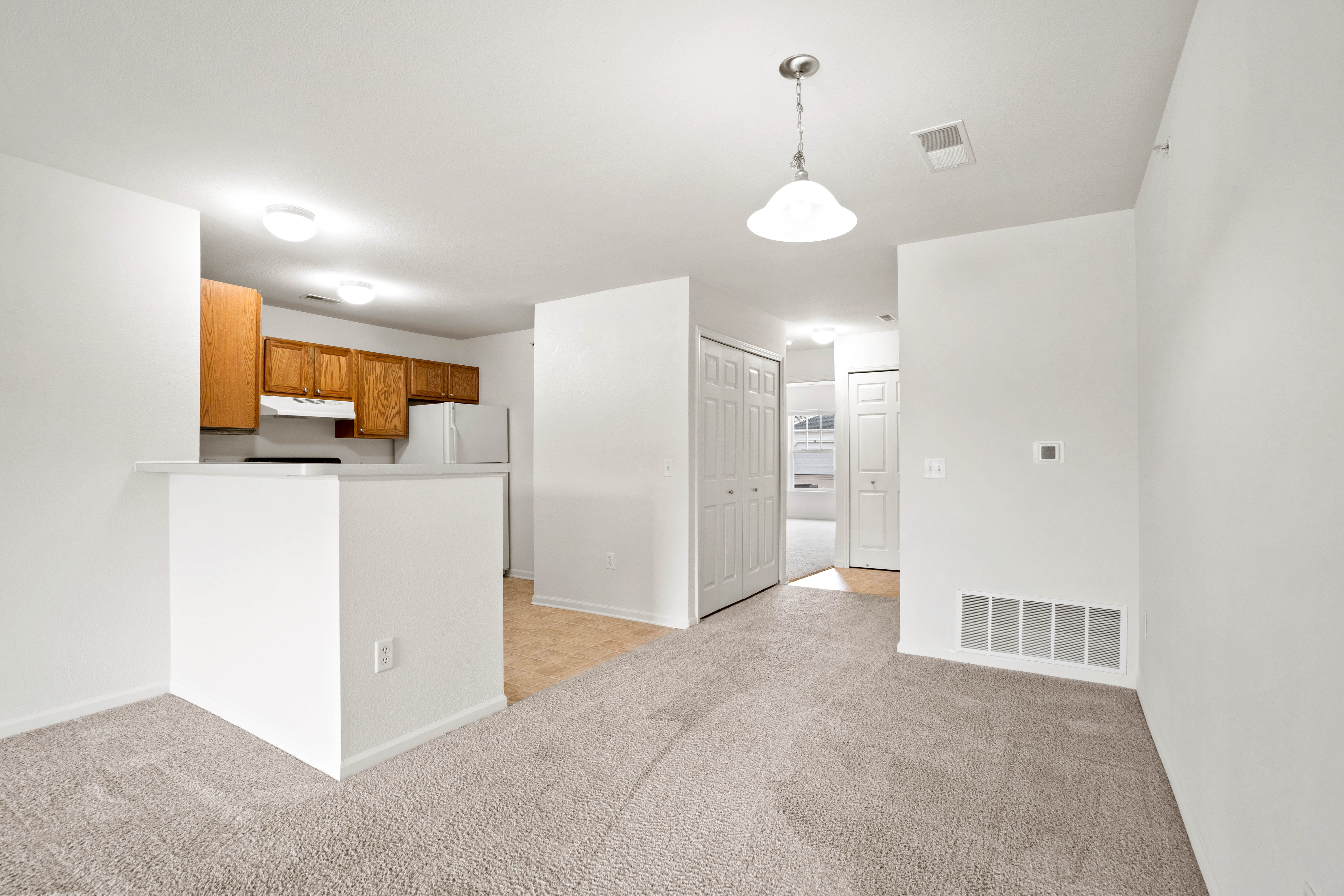 Towne Lakes Apartments 5 of 12