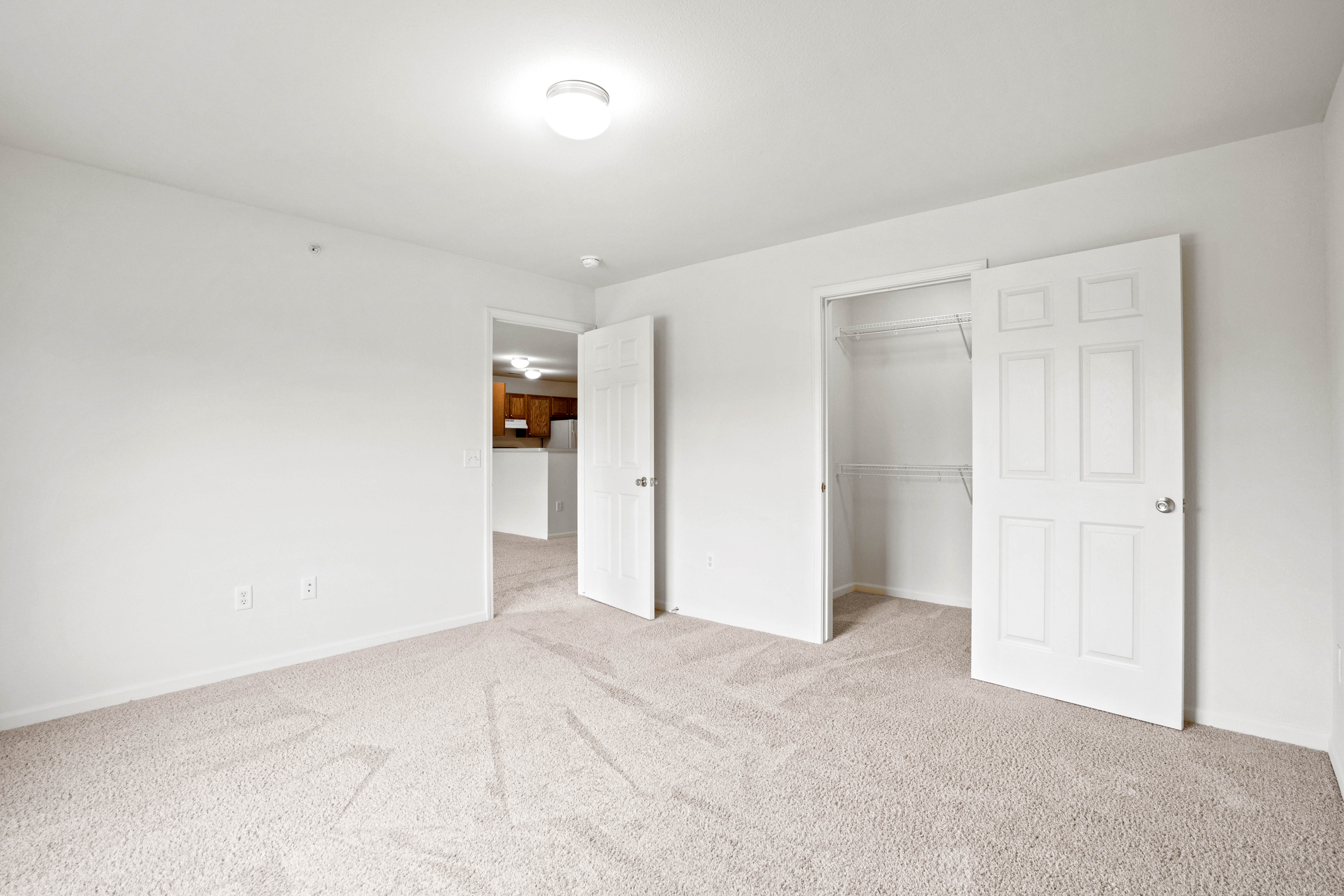 Towne Lakes Apartments 8 of 12