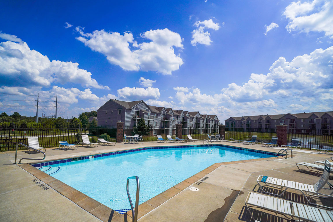 Pool at Dupont Lakes Apartments (1 of 2)