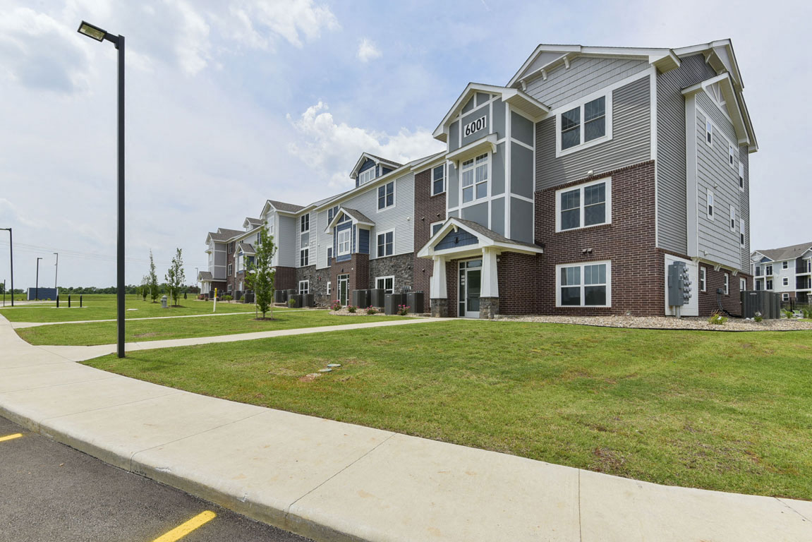 Eagle Ridge Apartment Homes 51 of 54