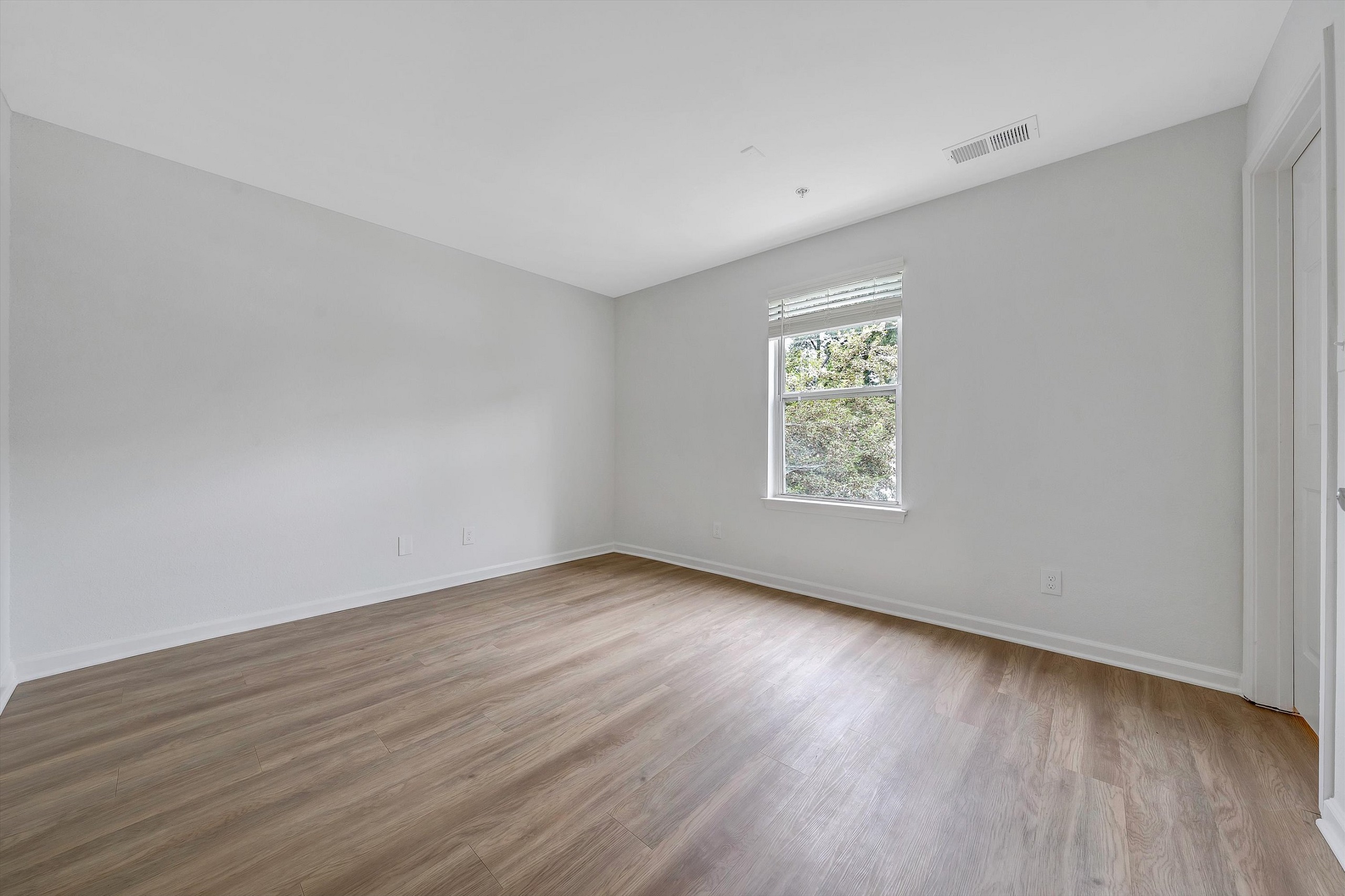 The Vinings Apartments 12 of 12
