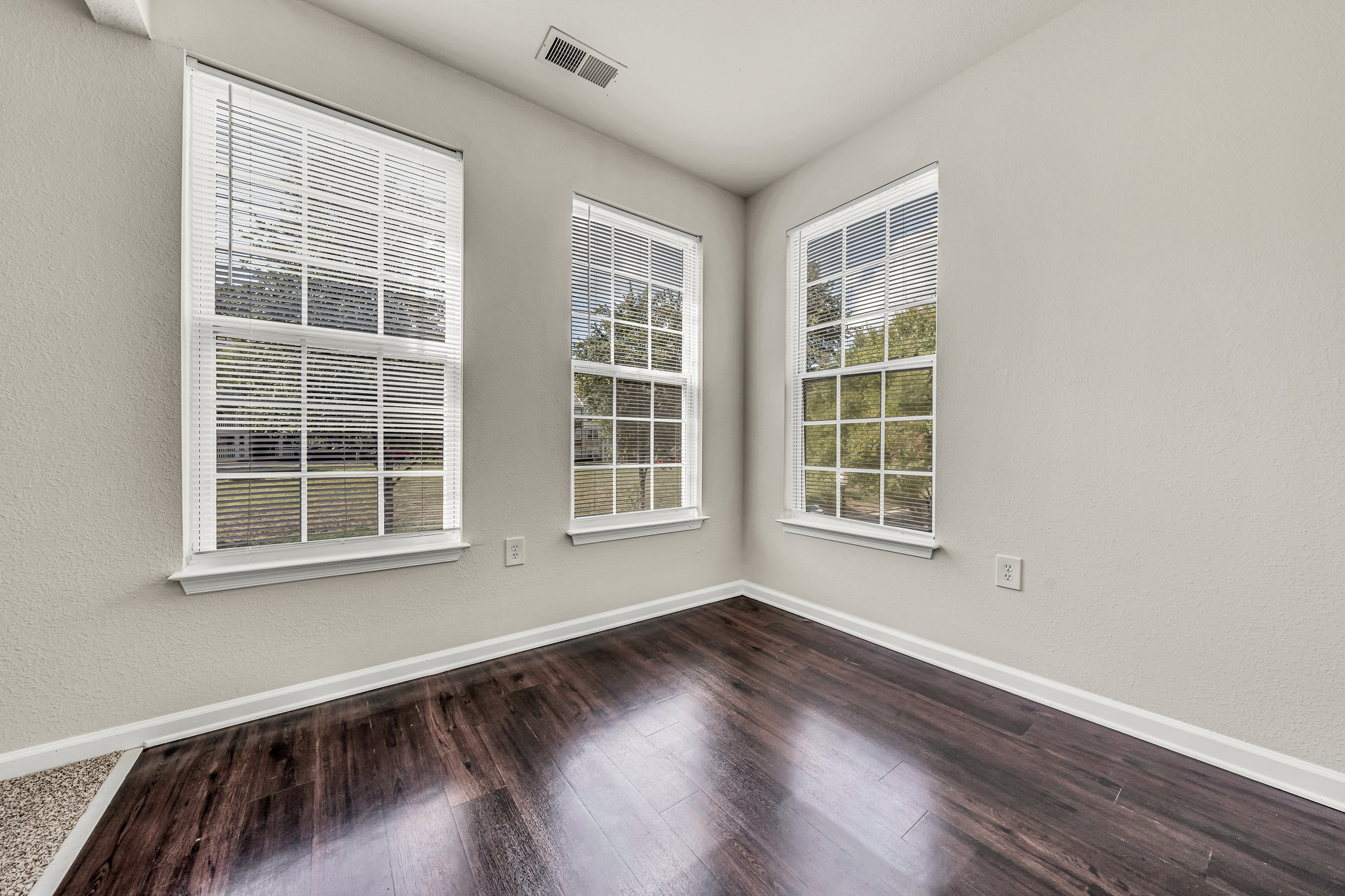 Enclave Apartments 4 of 12