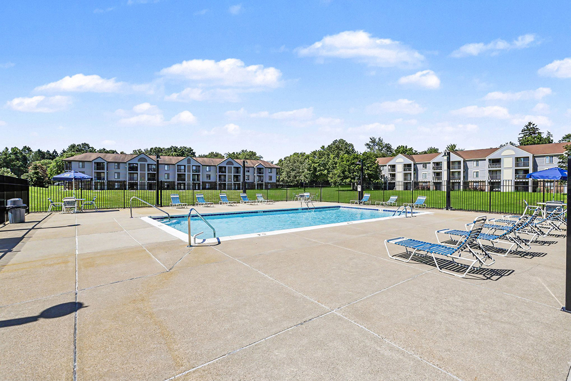 Pool at Emerald Park Apartments