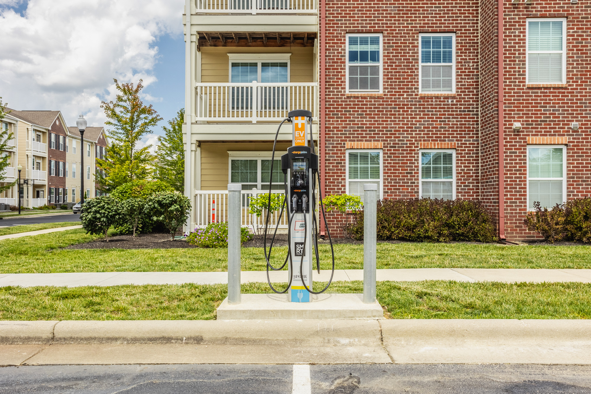 Parking at The Avenue at Polaris Apartments