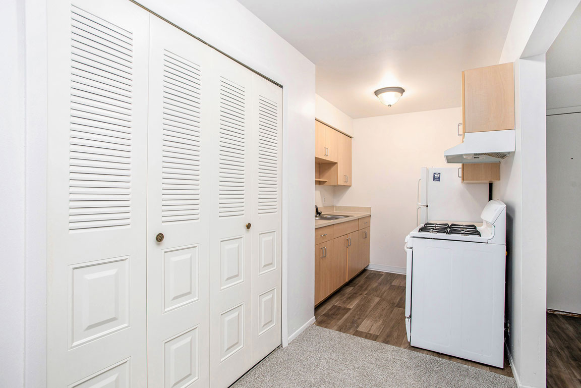 Fairlane Apartments 14 of 53