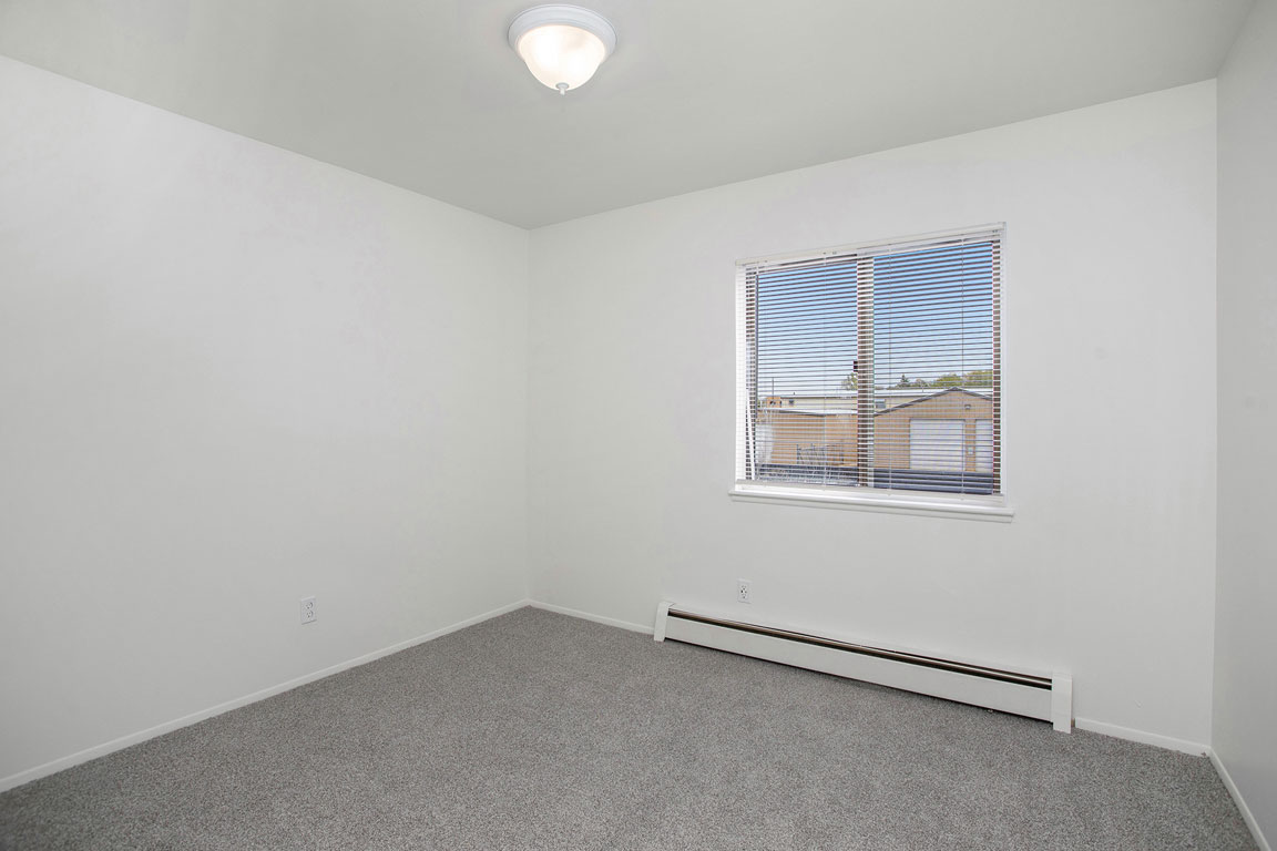 Fairlane Apartments 32 of 53
