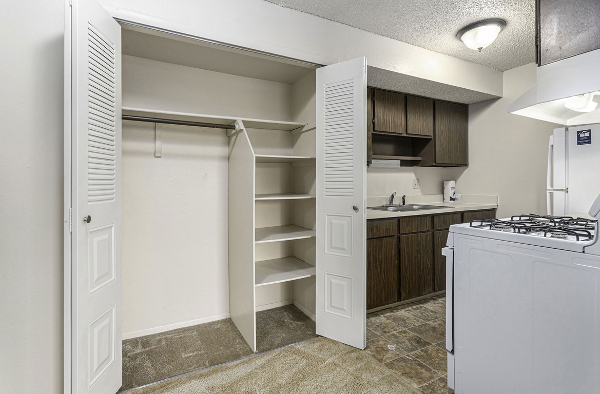 Fairlane Apartments 13 of 53