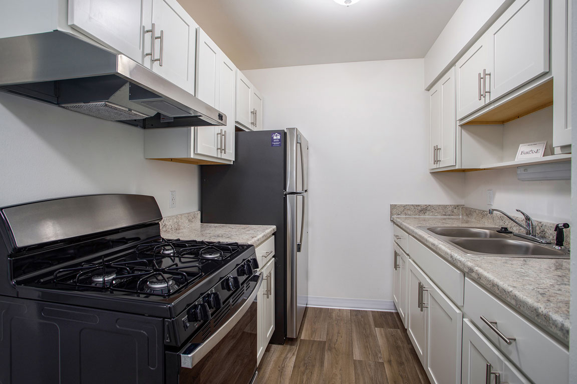 Fairlane Apartments 29 of 53