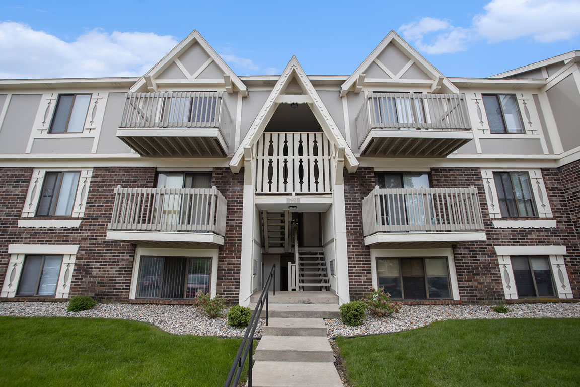 Fairlane Apartments 44 of 53