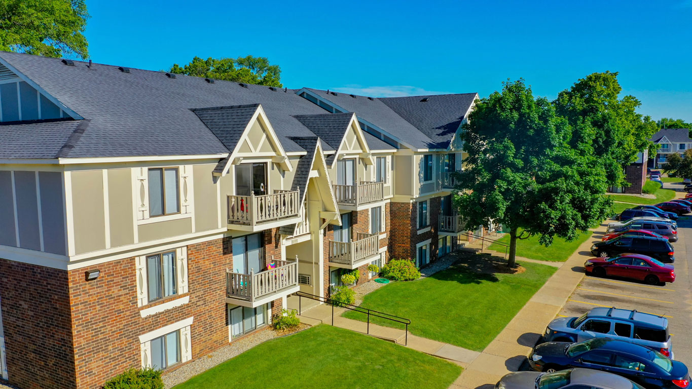 Fairlane Apartments 48 of 53