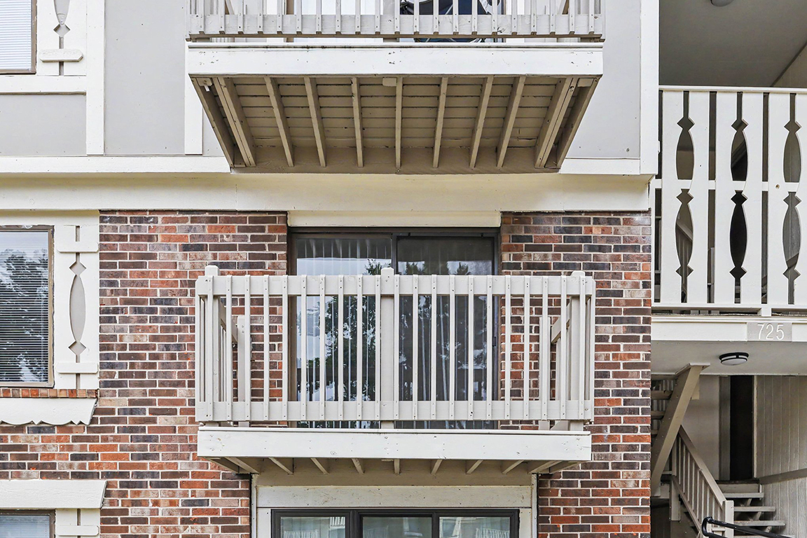 Fairlane Apartments 41 of 53