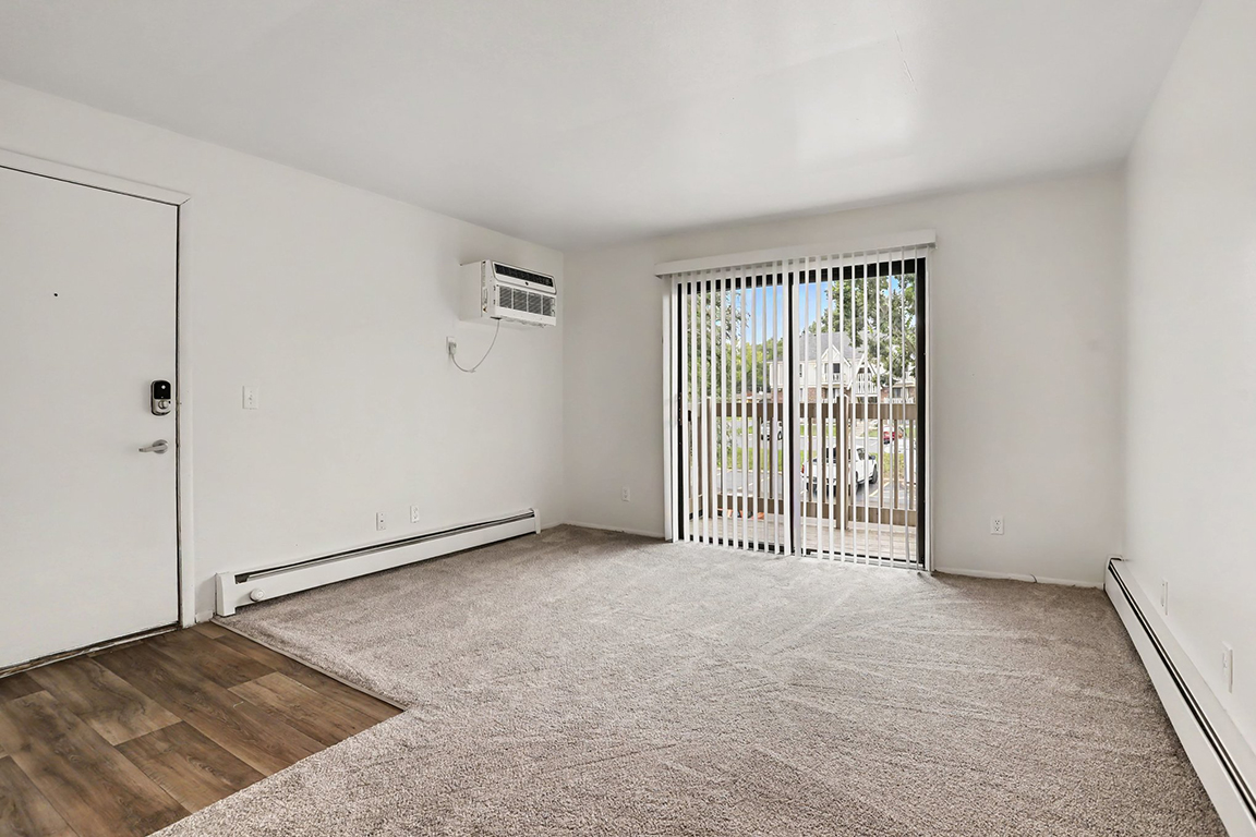 Fairlane Apartments 6 of 12