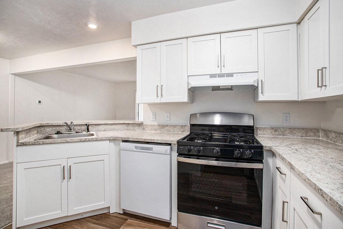 Glenn Valley Apartments 9 of 12
