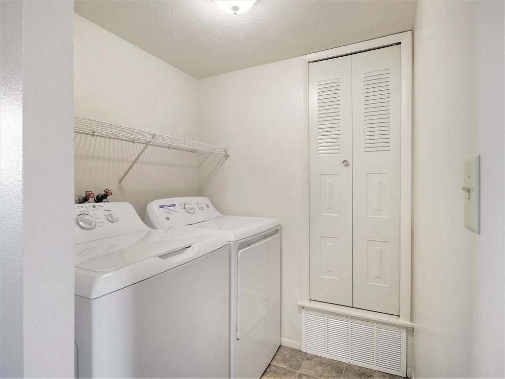 Glenn Valley Apartments 36 of 52