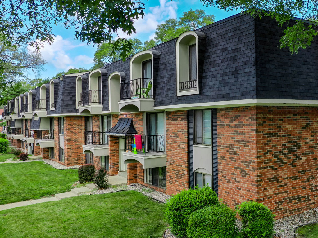 Glen Oaks Apartments 21 of 25