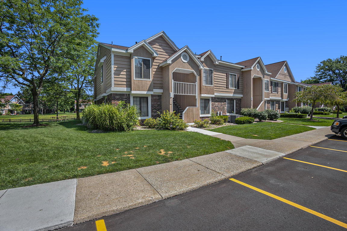 Hampton Lakes Apartments 42 of 51