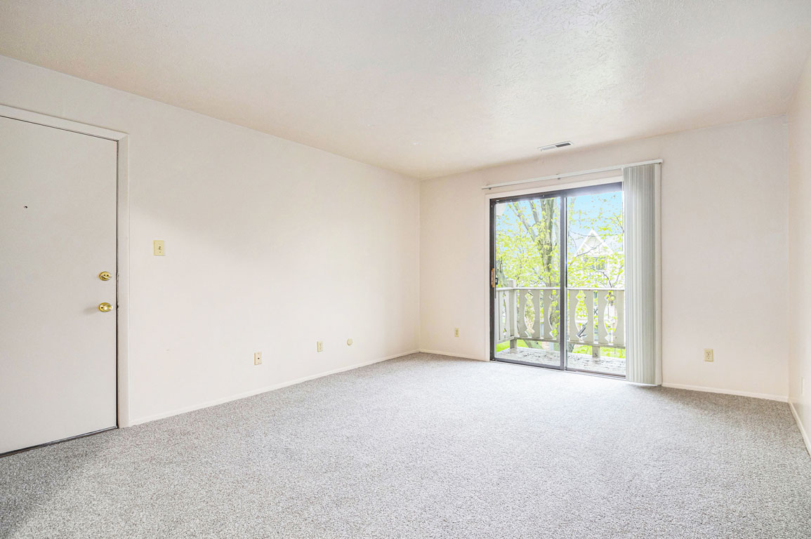 Hickory Village Apartments 6 of 12