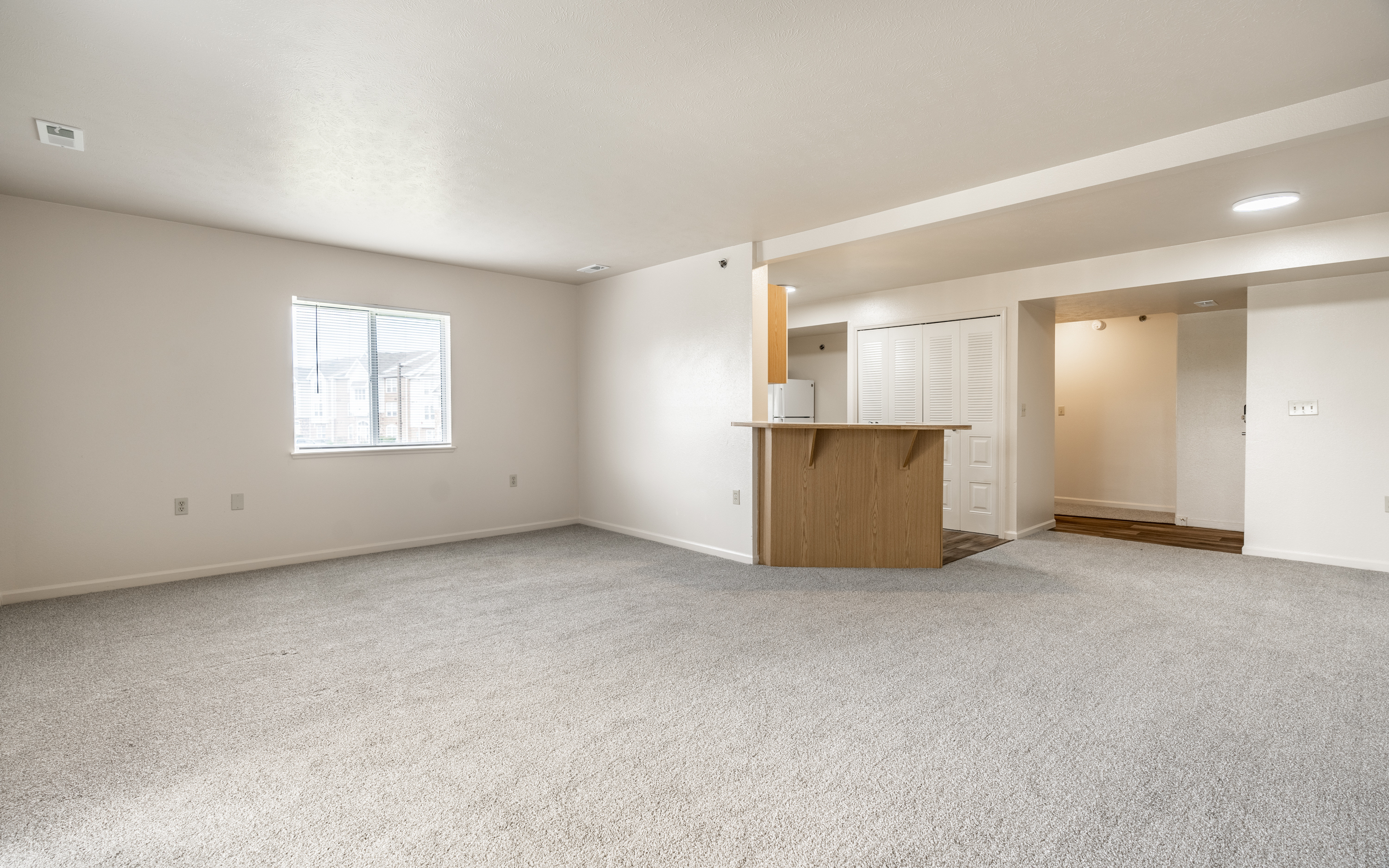 Huntington Cove Apartments 2 of 12