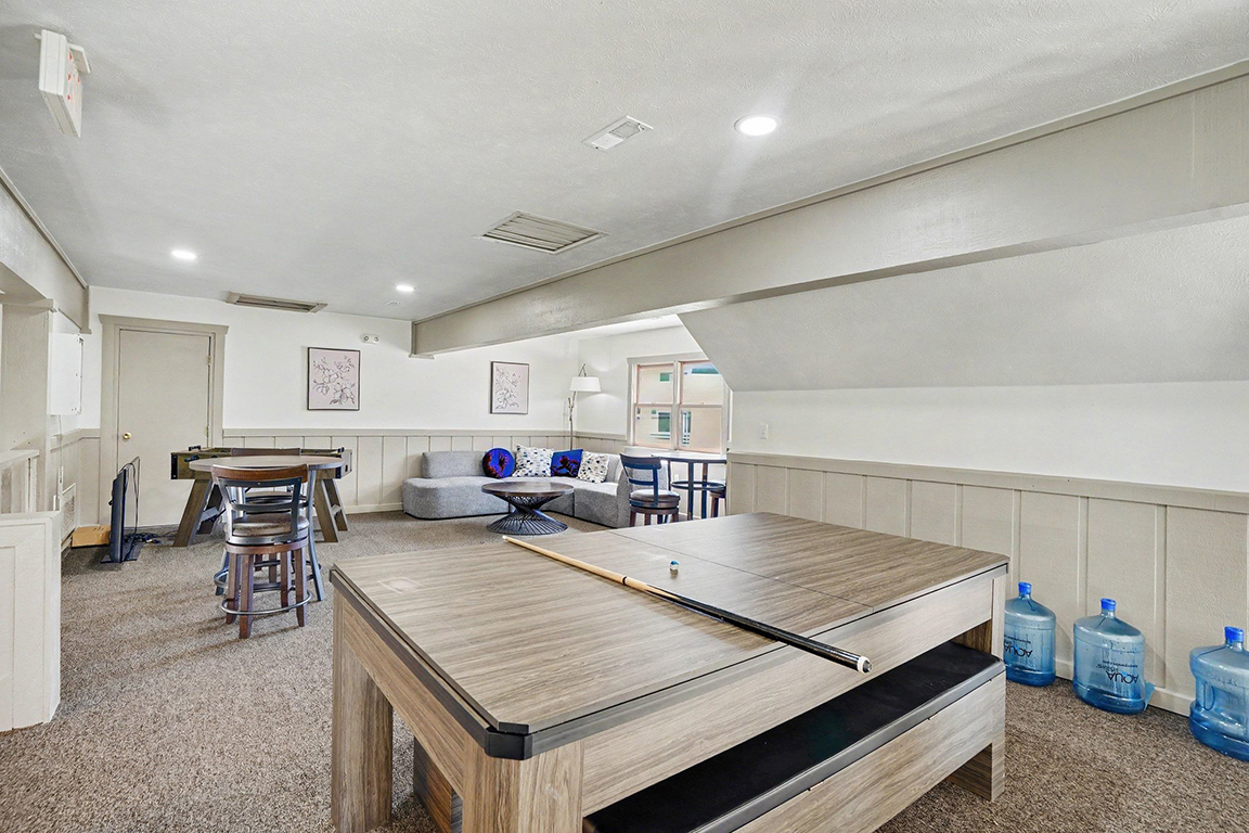 Game room at Indian Lakes Apartments