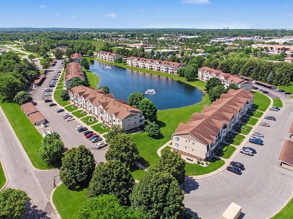 Indian Lakes Apartments 48 of 58