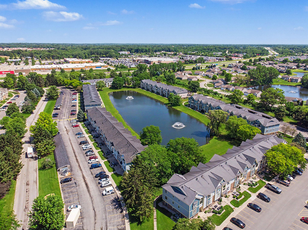 Indian Lakes Apartments 50 of 58