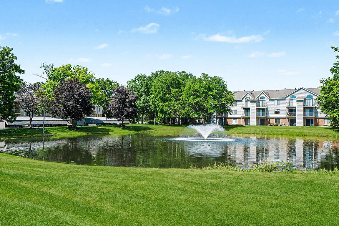 Indian Lakes Apartments 55 of 58