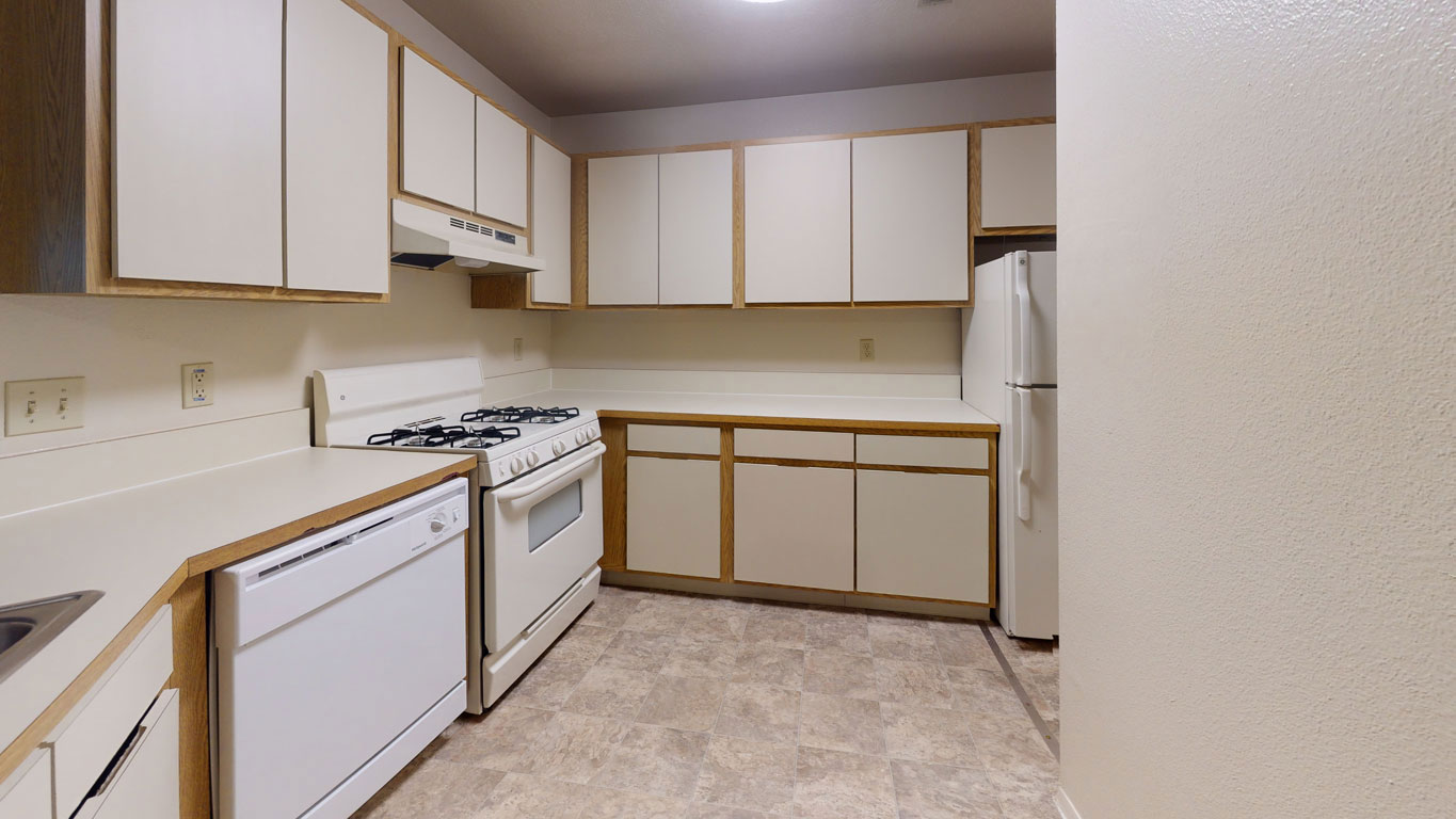 Indian Lakes Apartments 3 of 12