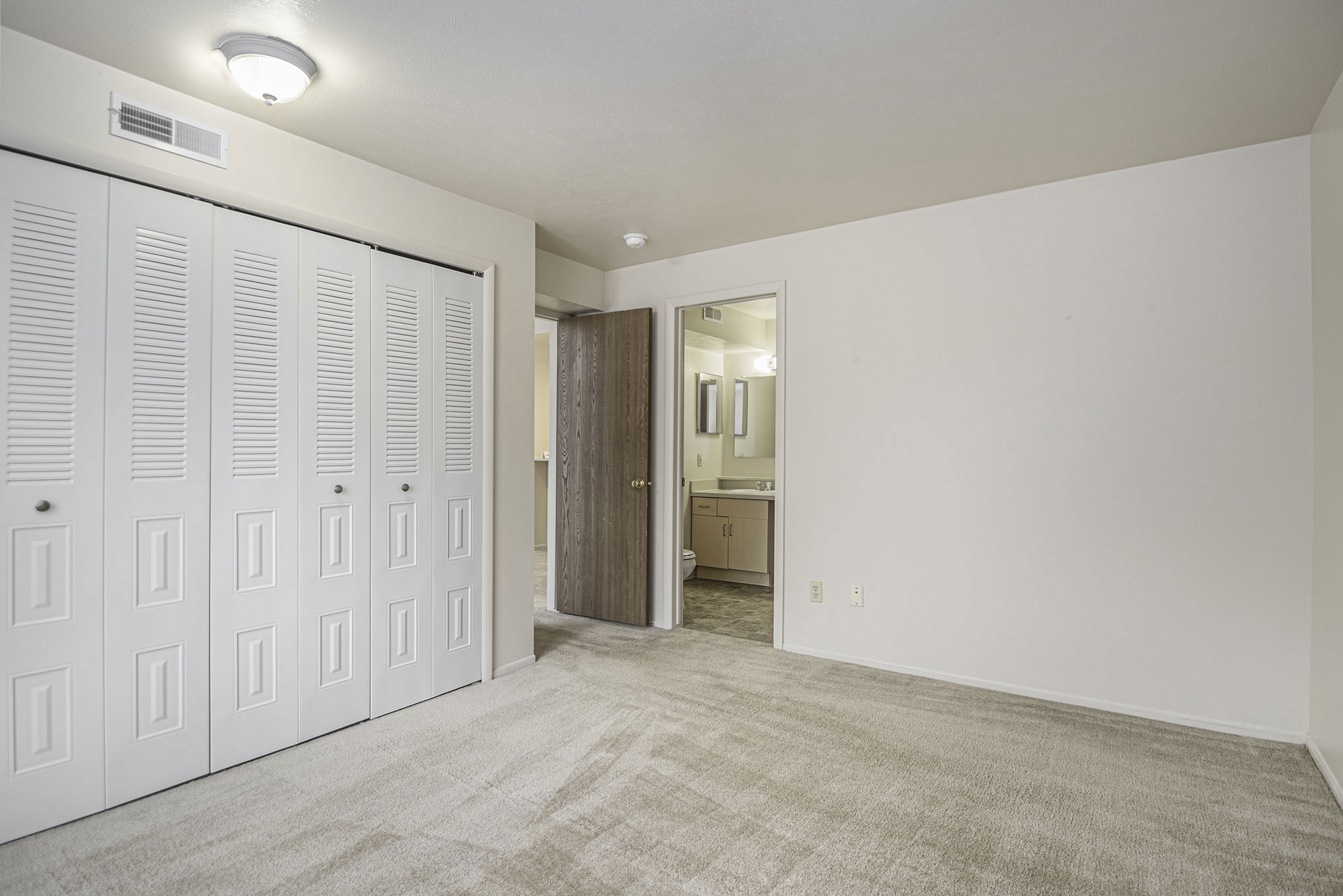 Indian Lakes Apartments 39 of 58