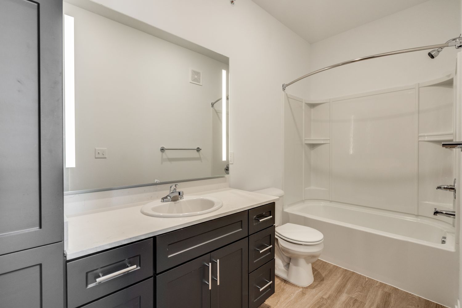 Uptown Square Apartments 7 of 12
