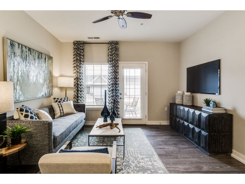 Montgomery Place Apartments 4 of 12
