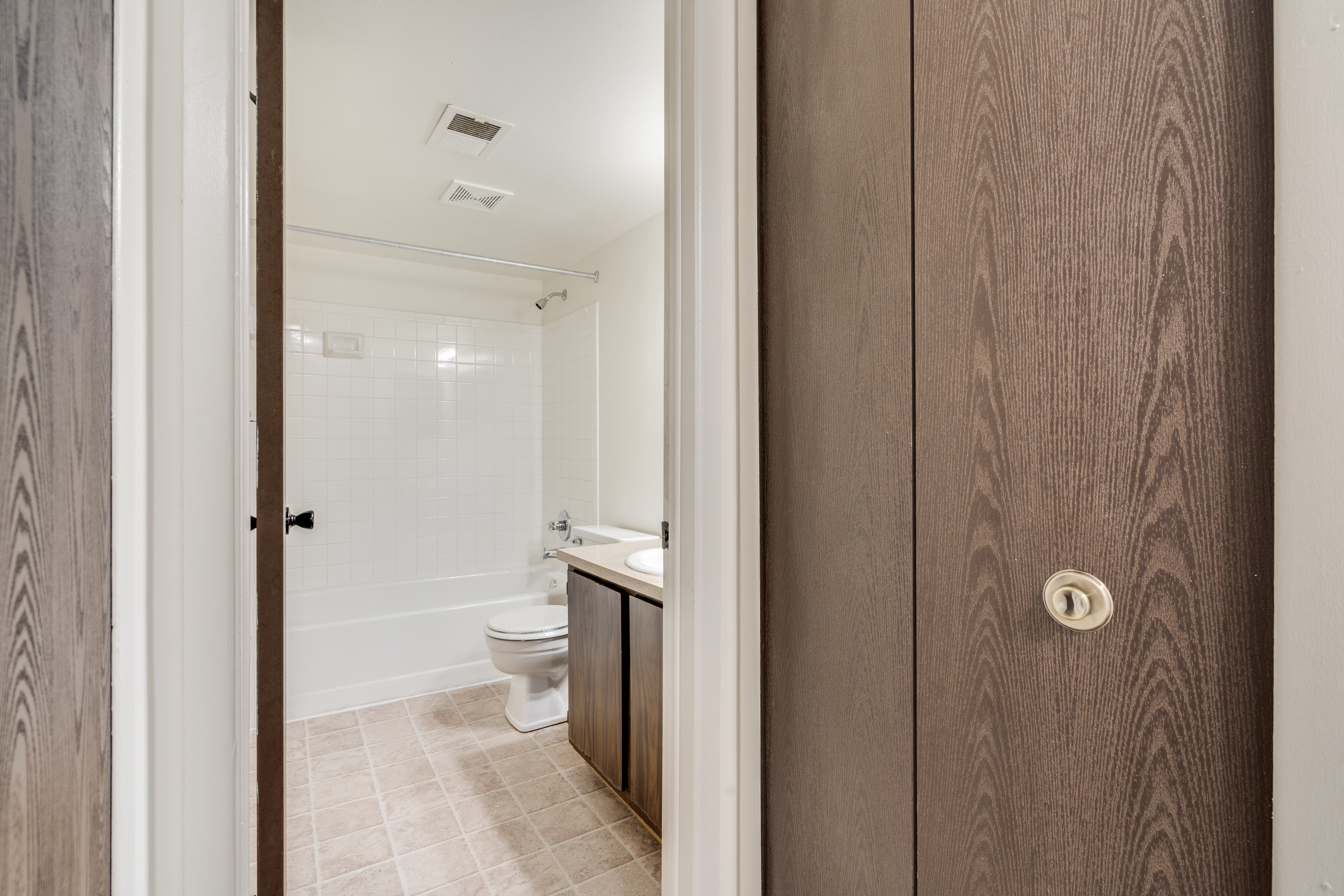 The Landings Apartments 7 of 12