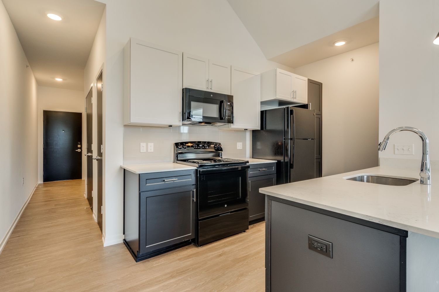 Uptown Square Apartments 5 of 12