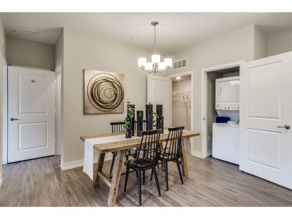 Montgomery Place Apartments 7 of 12
