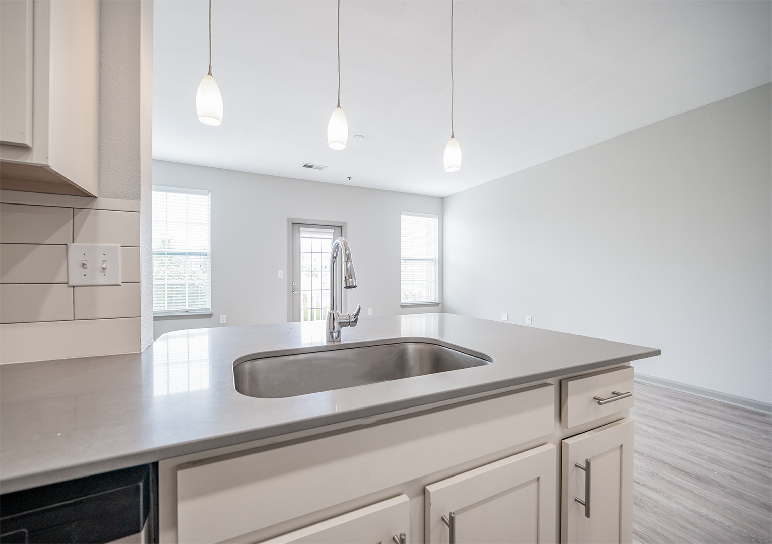 The Avenue at Polaris Apartments 7 of 12