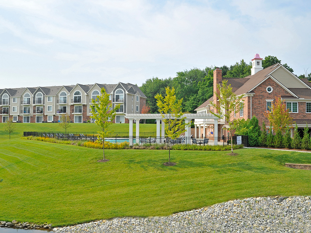 LakePointe Apartments 28 of 33